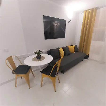 Ricky Place - Chaparral Complex طوستا ديل سيلونثيو